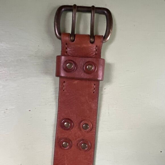 American Eagle size M brown leather belt. - Picture 11 of 11